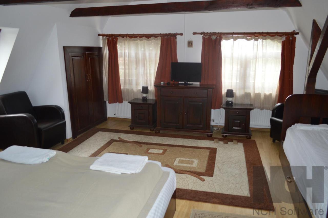 La Mos Pavel Hotel Noslac Ngoại thất bức ảnh