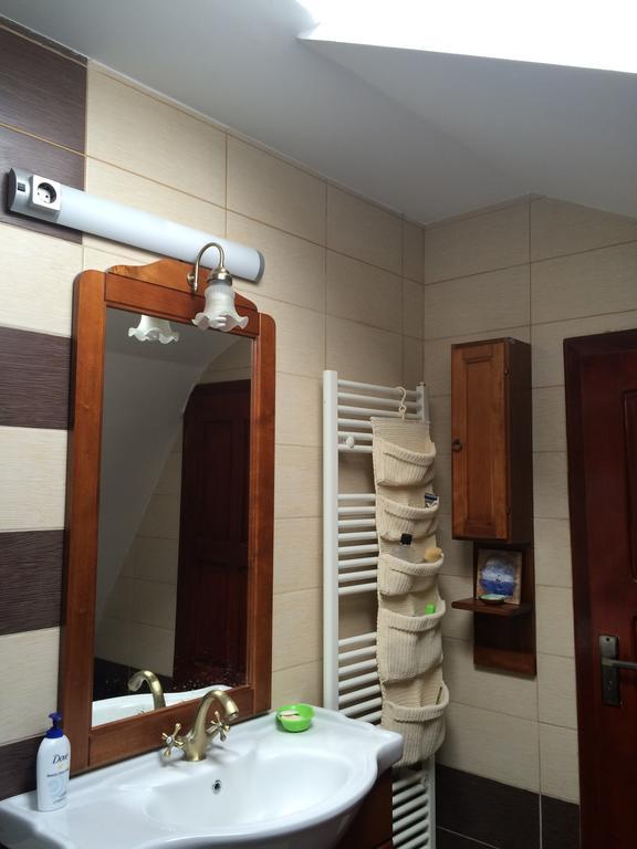 La Mos Pavel Hotel Noslac Ngoại thất bức ảnh